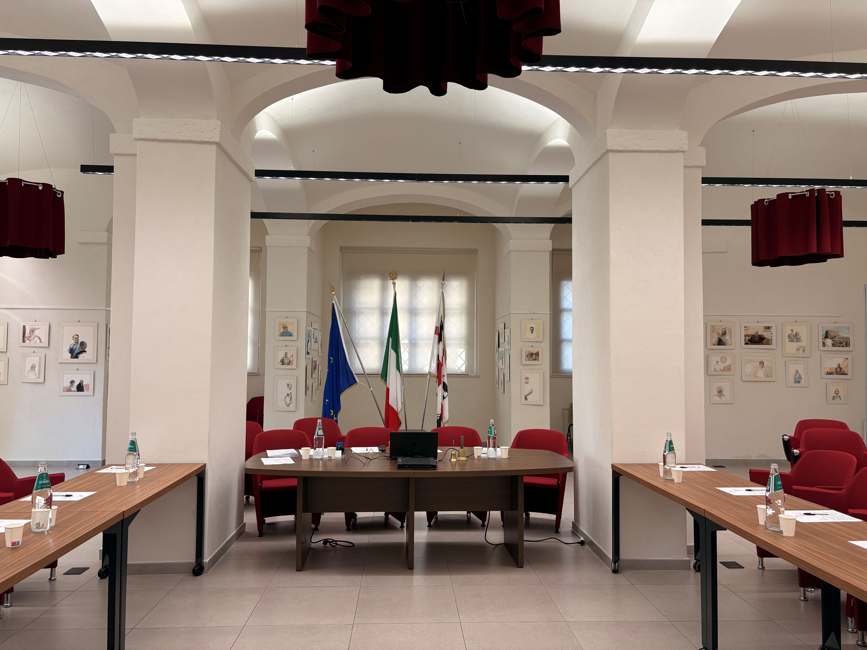 La sala consiliare allestita nello Spazio Nexus