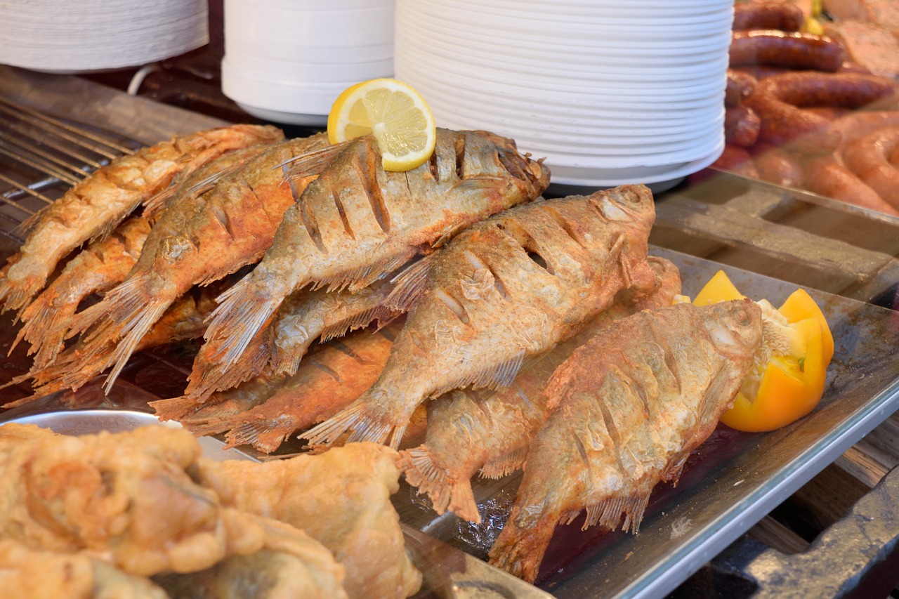 piatto con pesce fritto 